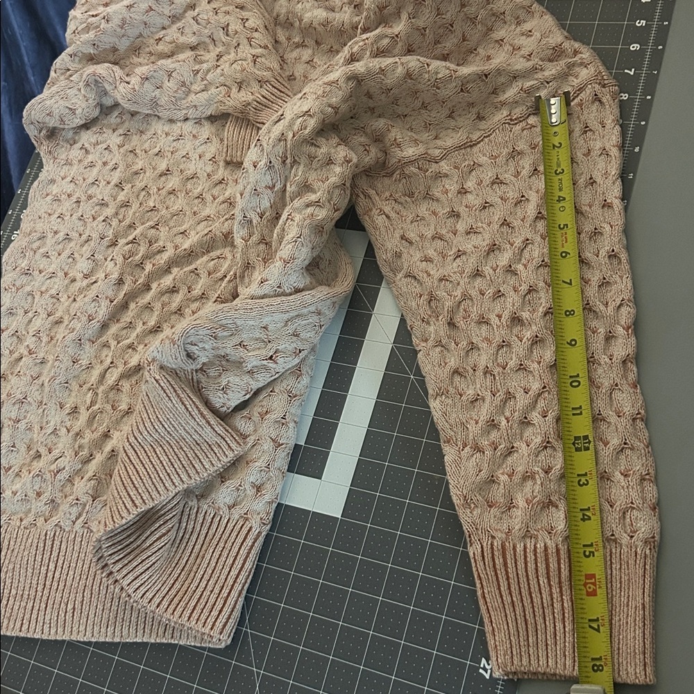 Knox Rose Cream Off-the-Shoulder Sweater with Chunky Knit - Picture 8 of 8